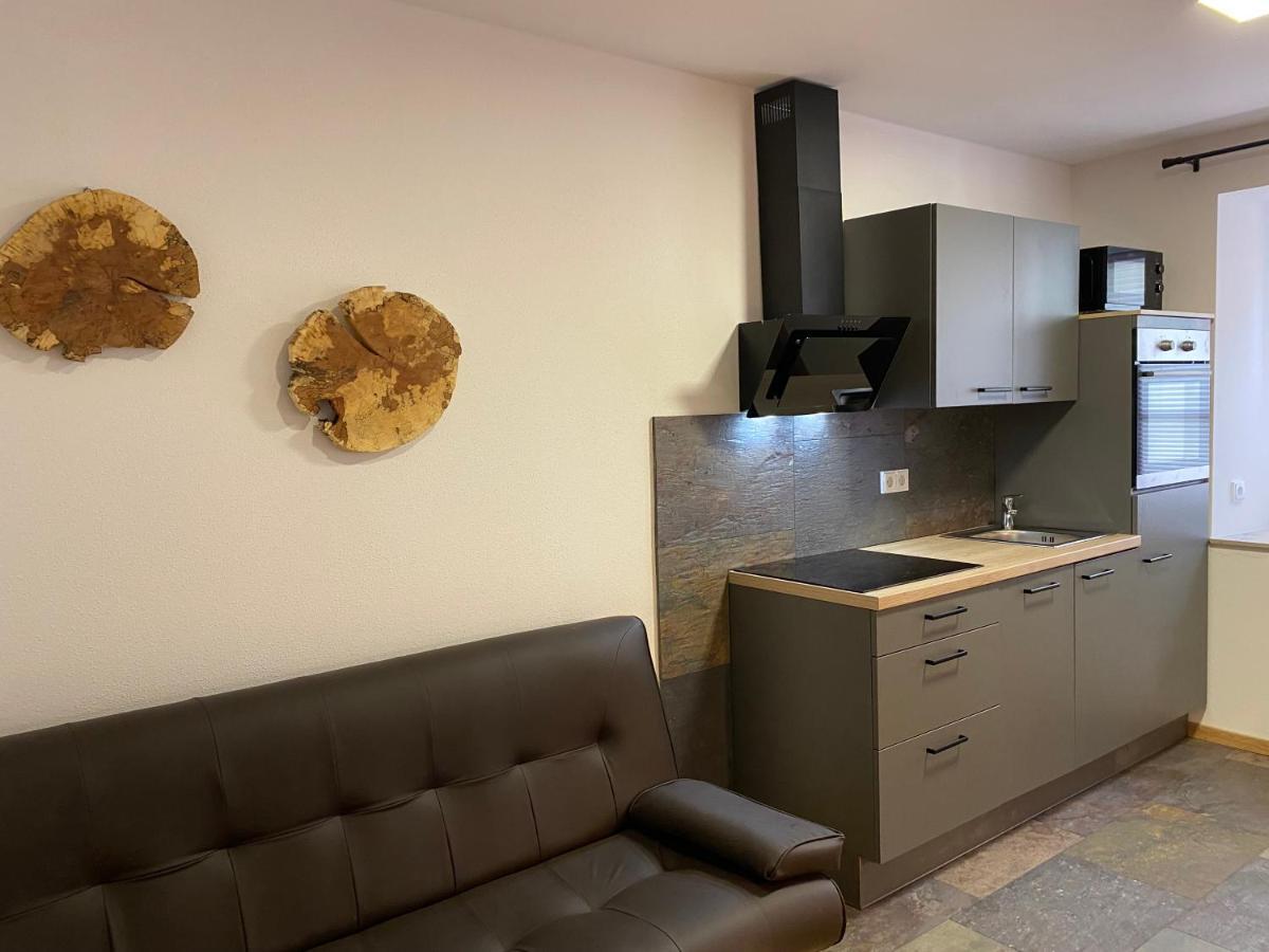 Hotel-Gasthof Zur Post Фелбург Екстериор снимка