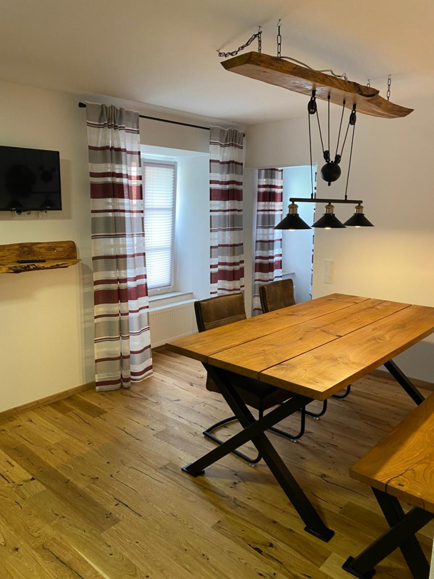 Hotel-Gasthof Zur Post Фелбург Стая снимка