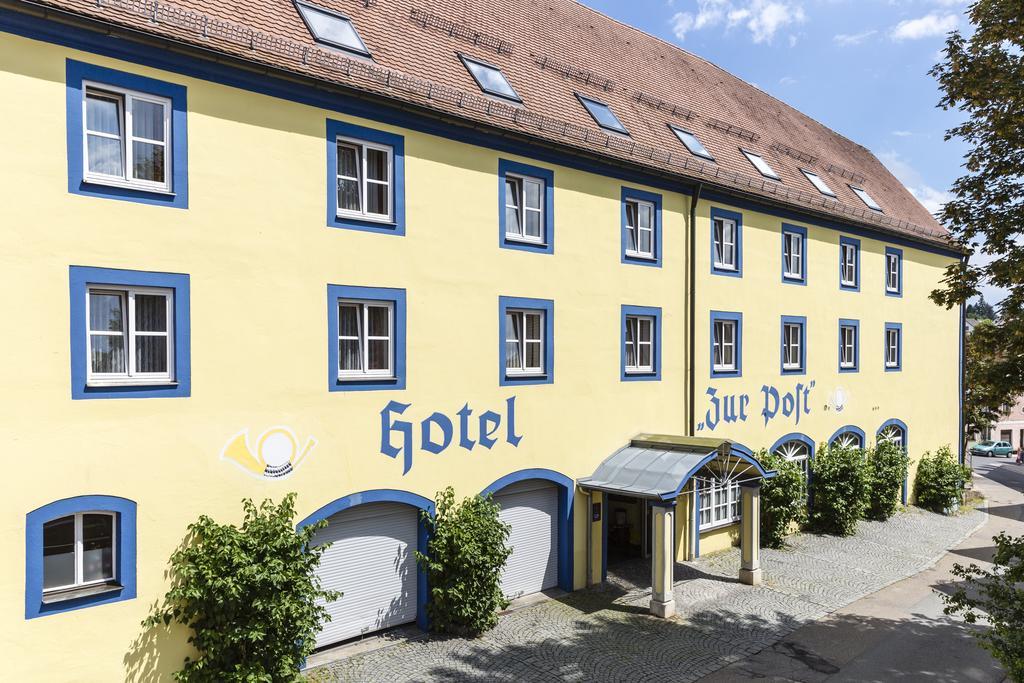 Hotel-Gasthof Zur Post Фелбург Екстериор снимка