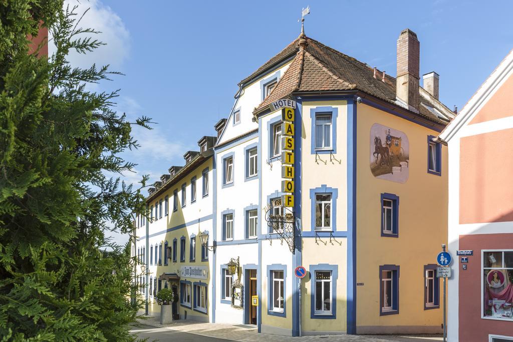 Hotel-Gasthof Zur Post Фелбург Екстериор снимка